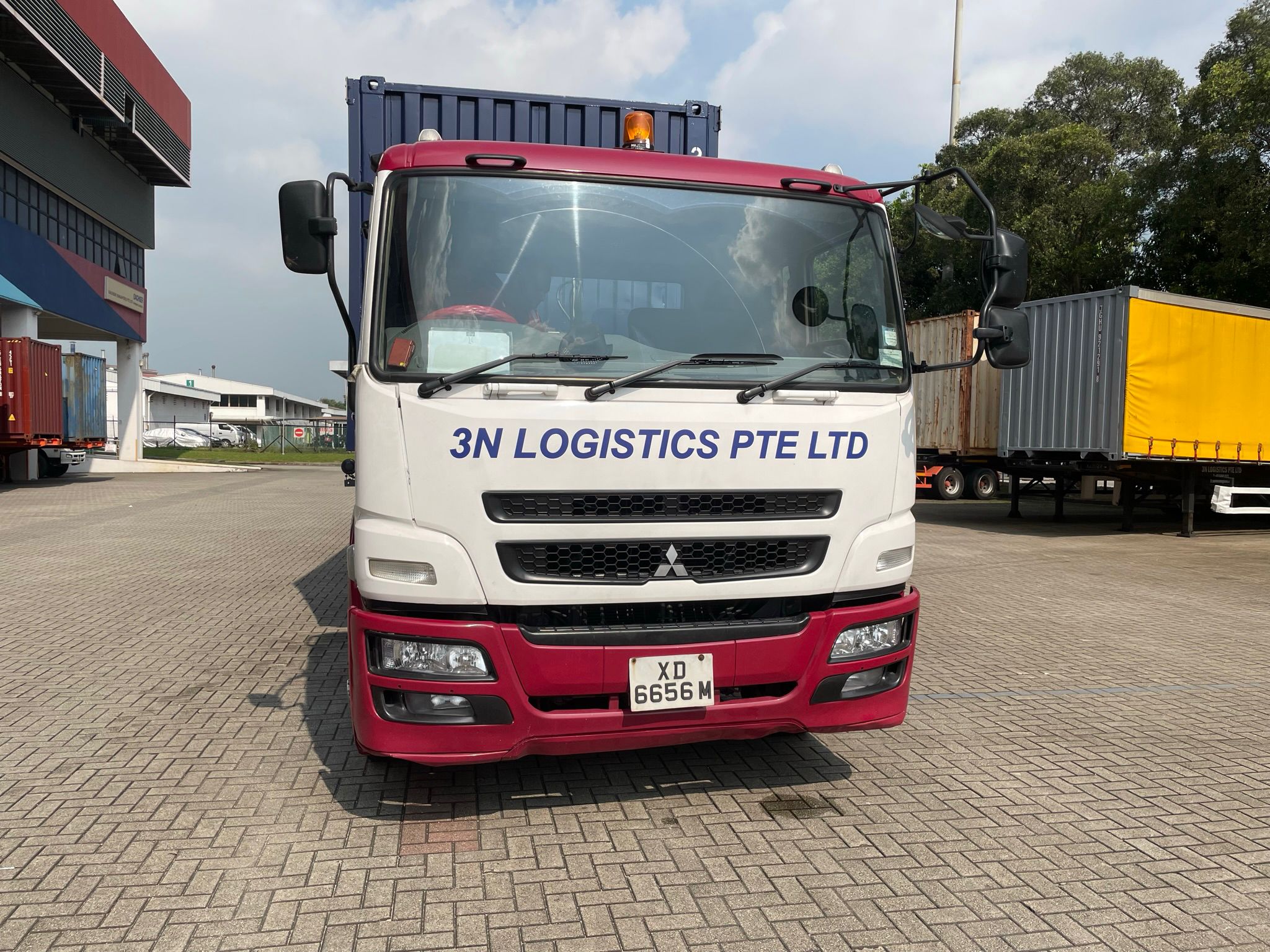 3N Logistics truck front view